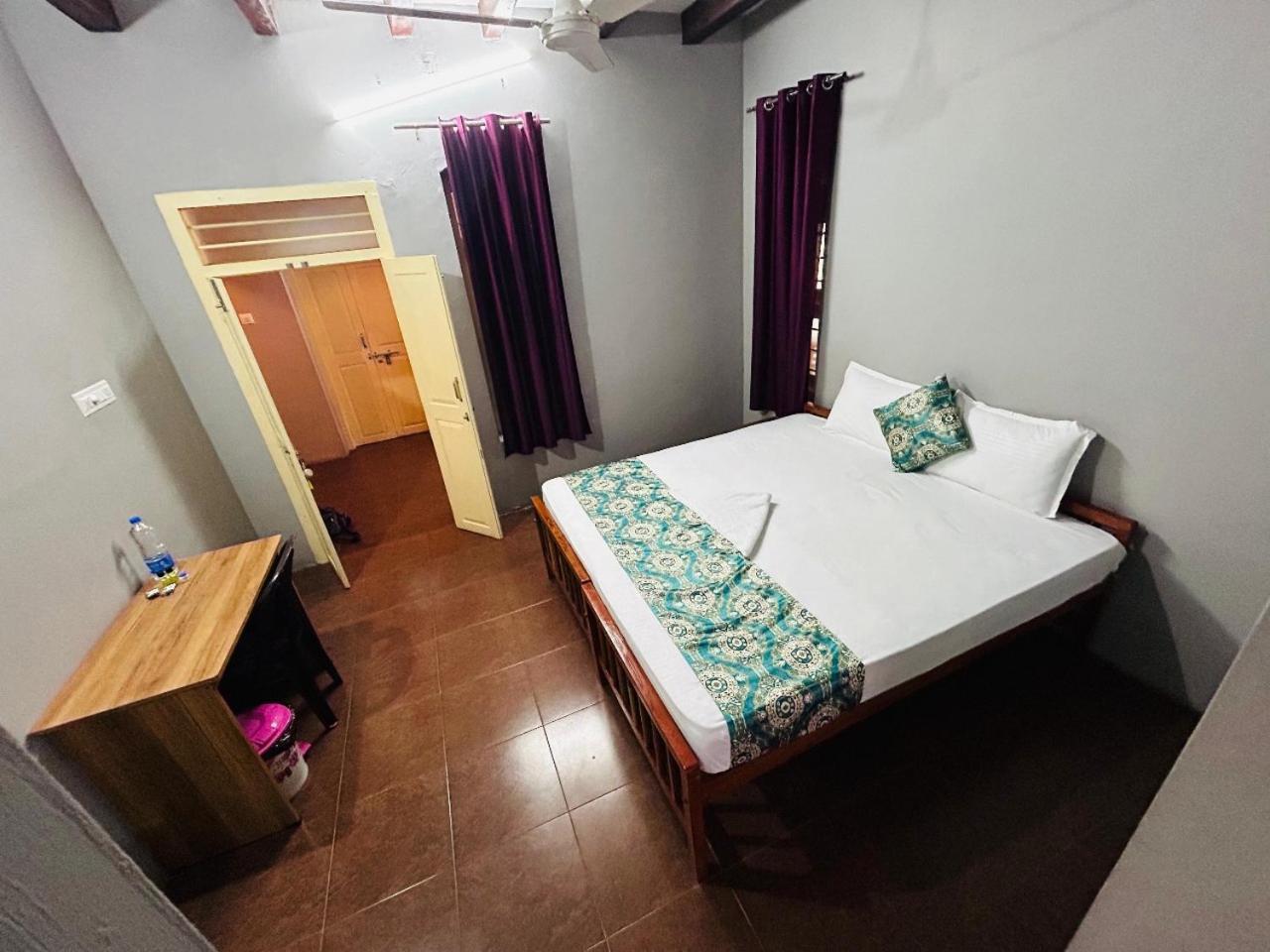 Era Heritage Inn Кожикоде Экстерьер фото